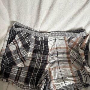 Aerie Gray and White Textured Shorts